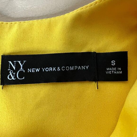 NY & Co. Women's Organza-Sleeve Sheath Dress in Yellow Magic Crepe Size Small - Picture 7 of 10